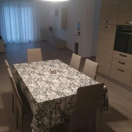 Frale House * ארצו